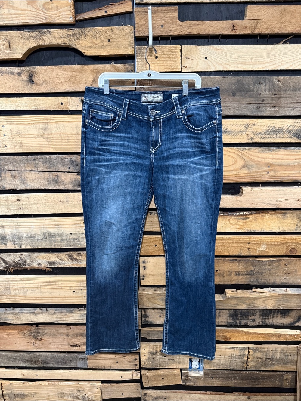 BKE Women’s Dakota Dark Wash Whisker Bootcut Jeans Size 34L
